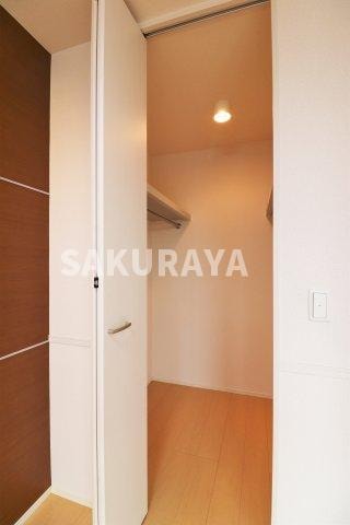 アーバンロックの物件内観写真