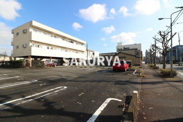 ルミエール旭の物件外観写真