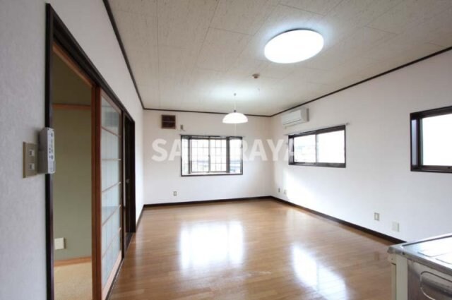 長島ハイツ　の物件内観写真