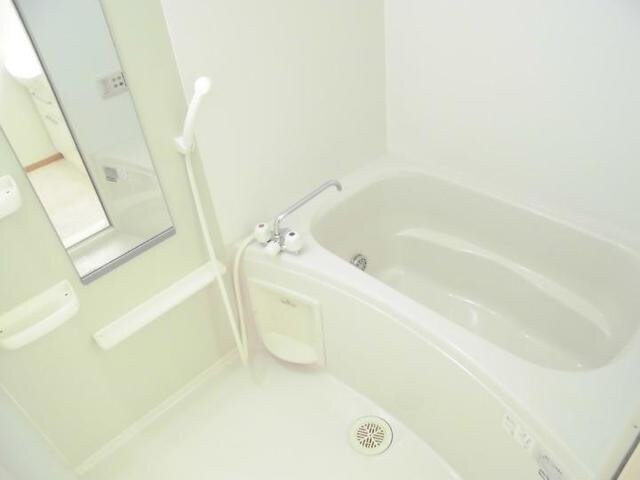 ツインコートＡの物件内観写真