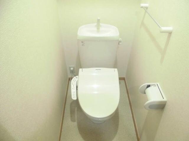 ツインコートＡの物件内観写真