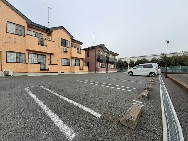 イーストニュータウンＡの物件外観写真