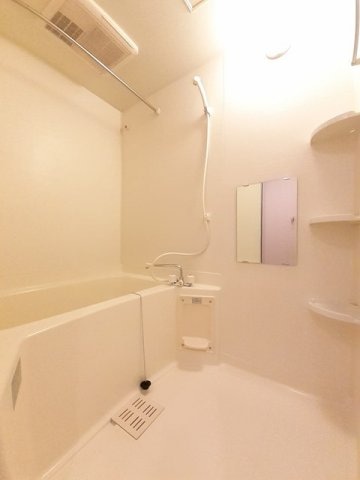 イーストニュータウンＡの物件内観写真