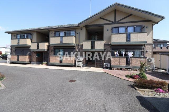 ヴィラージュ･ガーデン Ａ/Ｂの物件外観写真