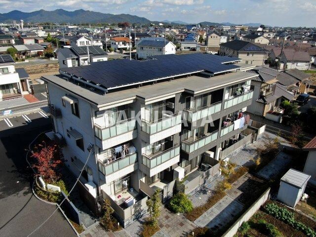 ラ・ルーチェの物件外観写真