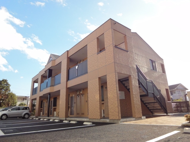 シャーロット・Ⅱの物件外観写真