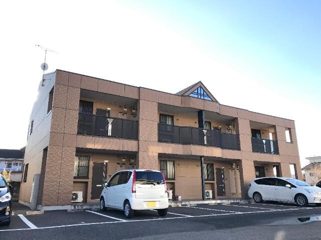 シャーロット・Ⅱの物件外観写真