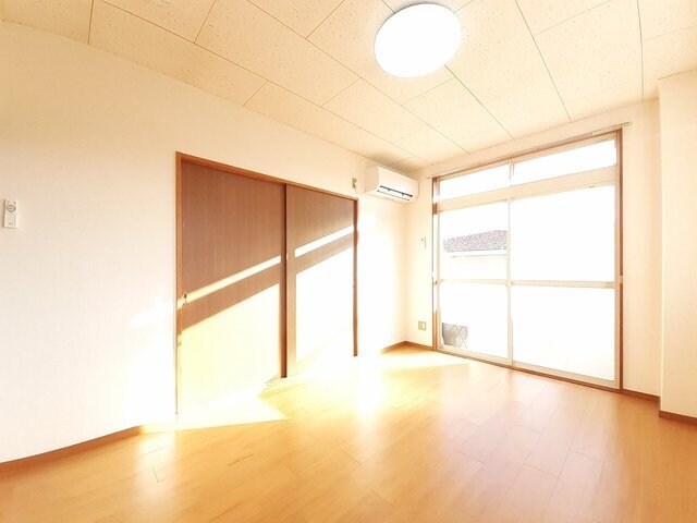 カーサ八幡林の物件内観写真