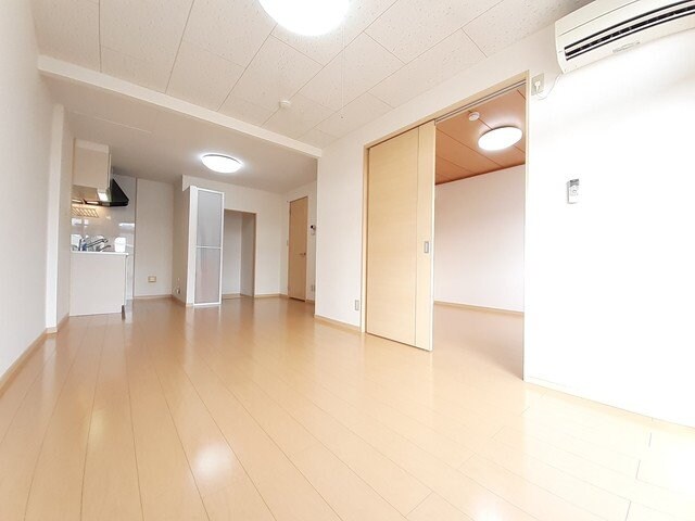 カーサ八幡林の物件内観写真