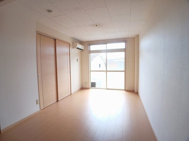 カーサ八幡林の物件内観写真