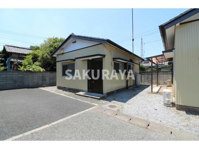 根岸方貸家Ｃ（福居町）の物件外観写真