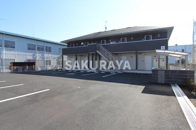 マロニエジャルダン Ｂの物件外観写真