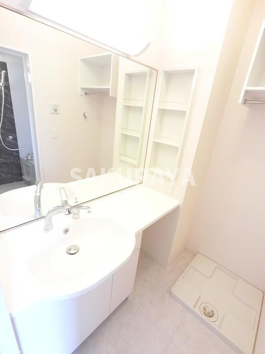 マロニエジャルダン Ｂの物件内観写真