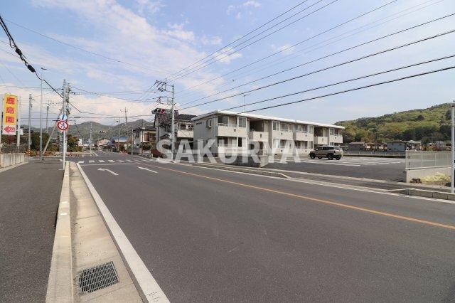 ホワイトコーポの物件外観写真