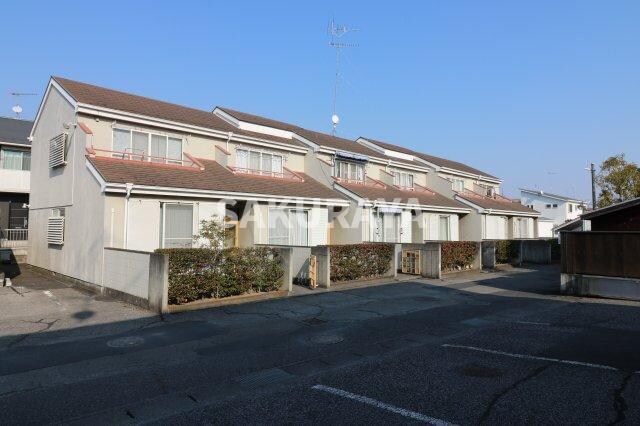 メゾンドソアの物件外観写真