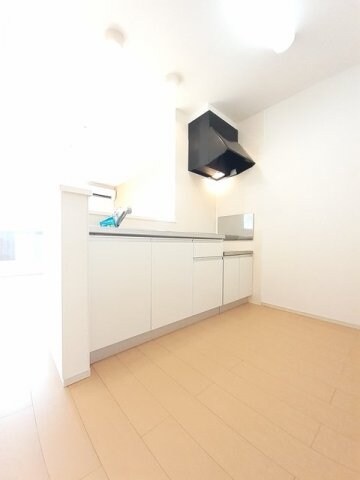 フローレスＡの物件内観写真