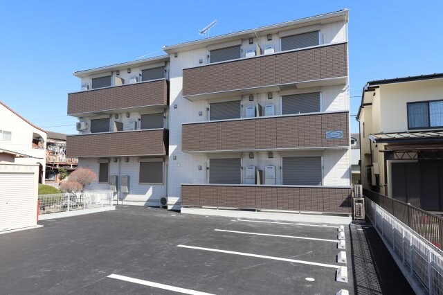 ミルアモールＥの物件外観写真