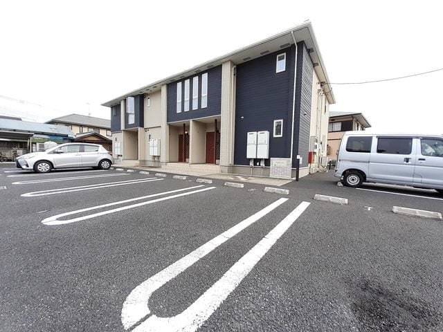 ブルックレインの物件外観写真