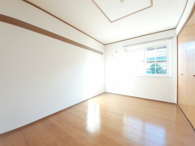 ヴィラ・ガーデンの物件内観写真