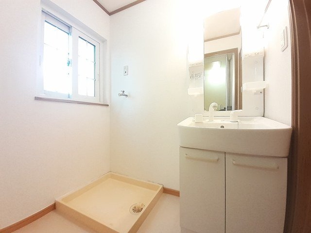 ヴィラ・ガーデンの物件内観写真