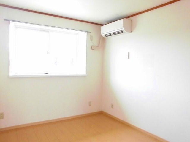 メゾンセントポーリアＢの物件内観写真