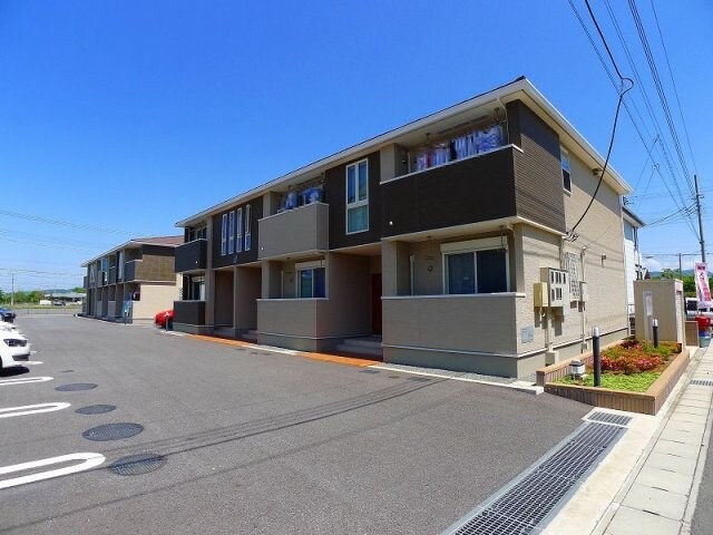 ラフィネ　メゾンＢの物件外観写真