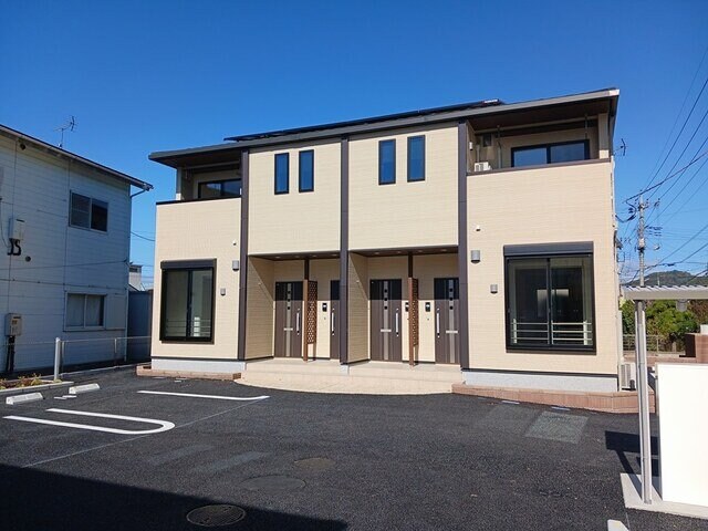 ルーチェ　カルマ　Ｂの物件外観写真