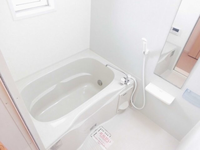 フローレスＢの物件内観写真