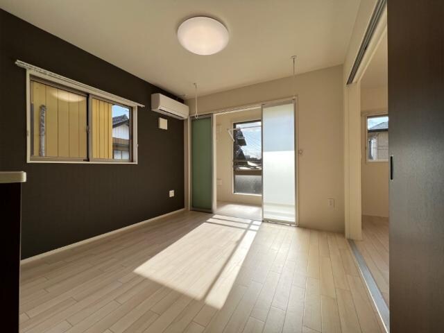 ルミナスＡの物件内観写真