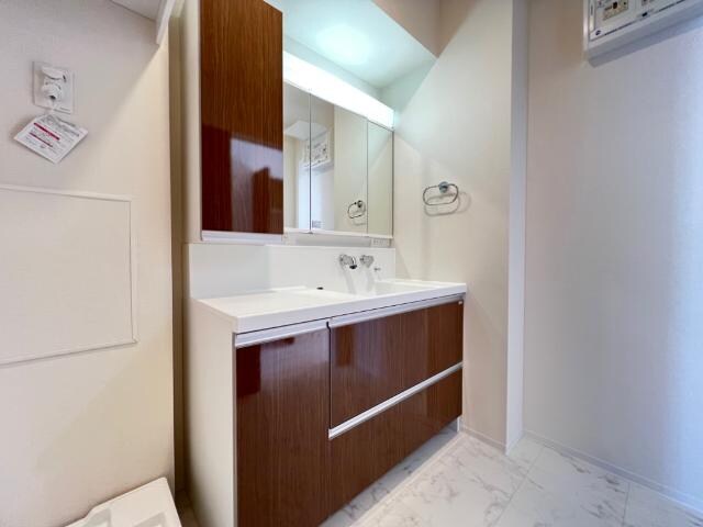 ルミナスＡの物件内観写真