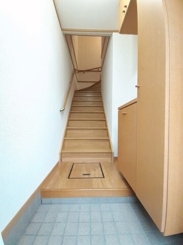 コリーヌ・オーブＡの物件内観写真