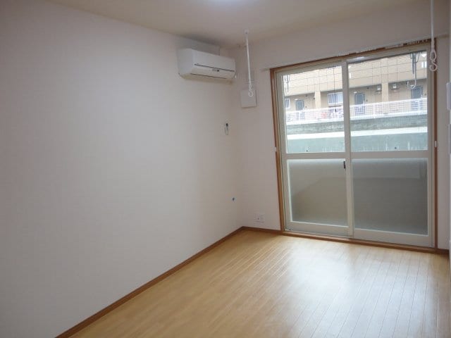 ウィズ・コートの物件内観写真