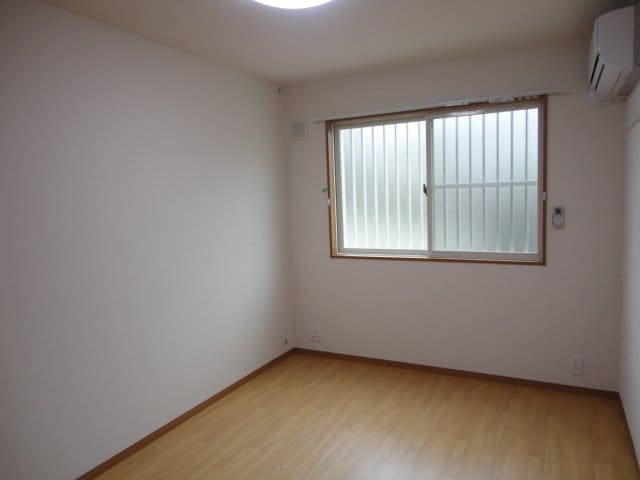 ウィズ・コートの物件内観写真