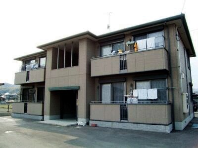 ファミール牟礼の物件外観写真