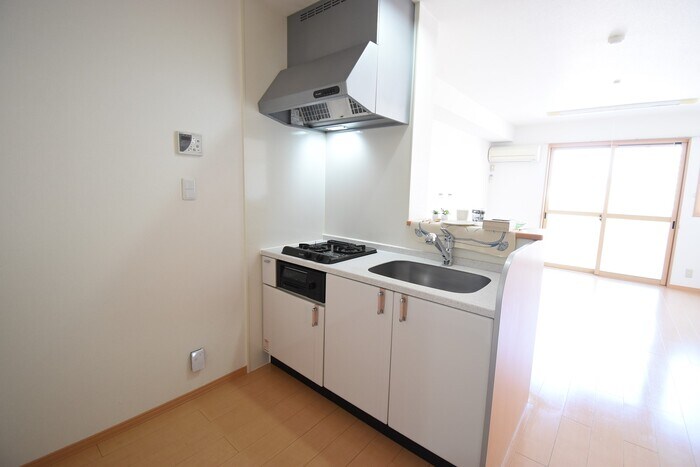 パラディー森塚の物件内観写真