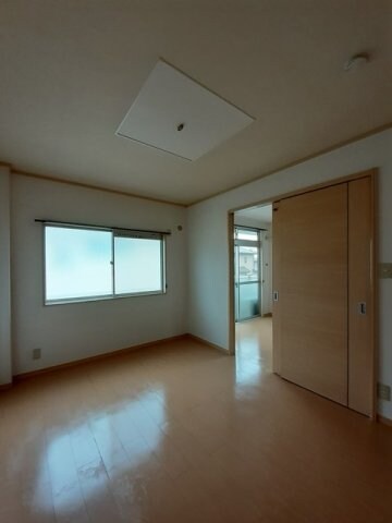 エルディム　吉田の物件内観写真