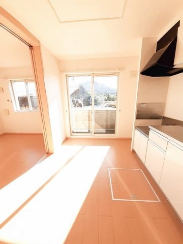 アセット詫間の物件内観写真