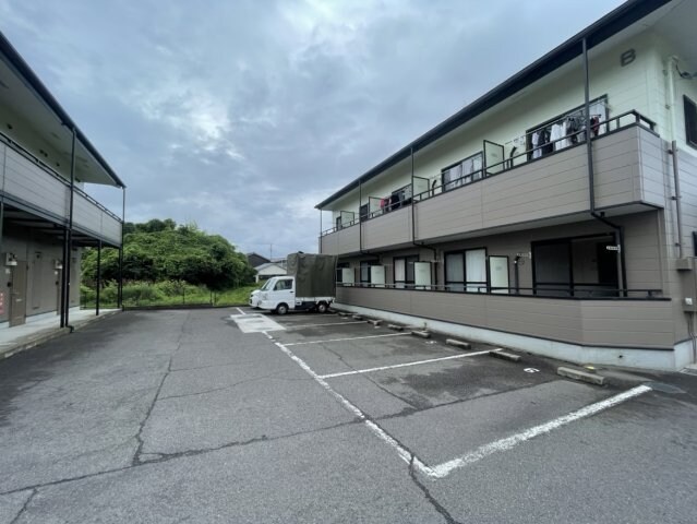 エム・ビューラー　Ｂの物件外観写真