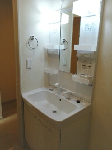 ドゥース　レシ　Ｂの物件内観写真