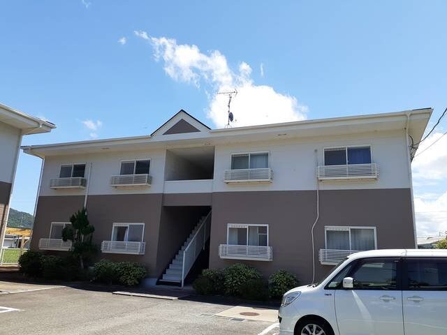 ニューエルディムマナベＢの物件外観写真