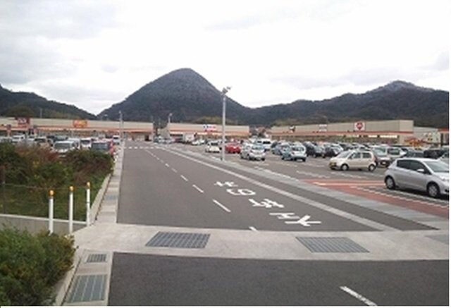 ニューエルディムマナベＢの物件外観写真