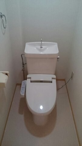 ニューエルディムマナベＢの物件内観写真