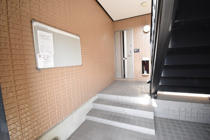 ツインハーモニー　B棟の物件外観写真