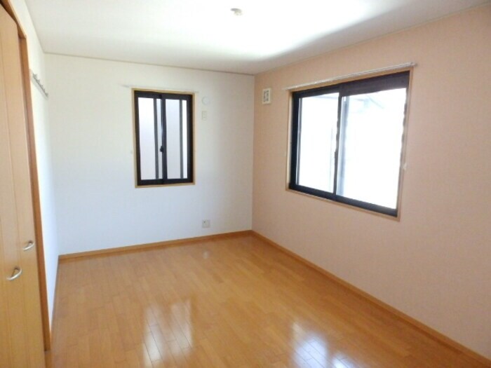 ツインハーモニー　B棟の物件内観写真