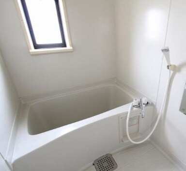 サンライフ川西の物件内観写真