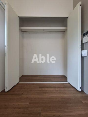 コリドール中央の物件内観写真