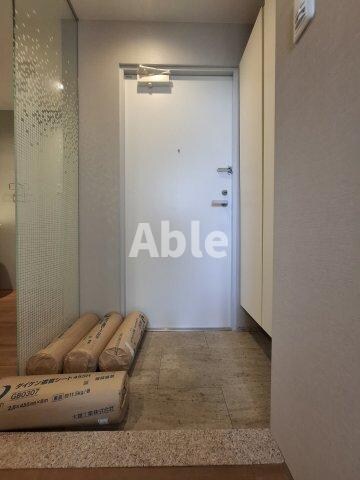 コリドール中央の物件内観写真
