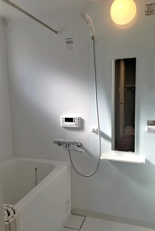 コリドール中央の物件内観写真