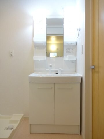 シュウプリングＡの物件内観写真