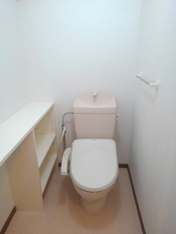 ノール　シェル　Ａの物件内観写真